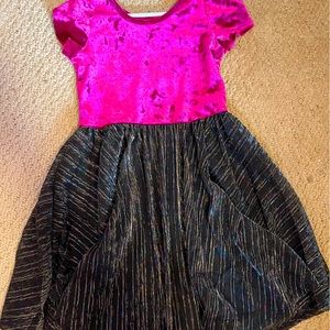 DDS cap sleeve fancy dress, size 7